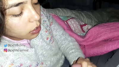 ما د خپل میړه ټول راټول شوي شیدې تیرې کړې - د ژمې سره ژبه ښودل